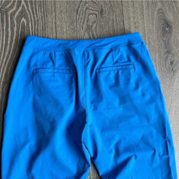 Lululemon Jet Crop (Slim) (Luxtreme) in Lakeside Blue Size 6 - Picture 4 of 8